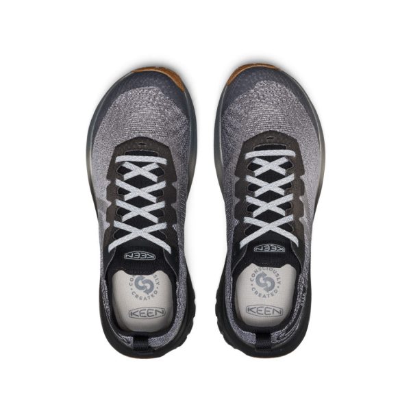Women's Seek Trail Running Shoe  |  Black/Magnet
