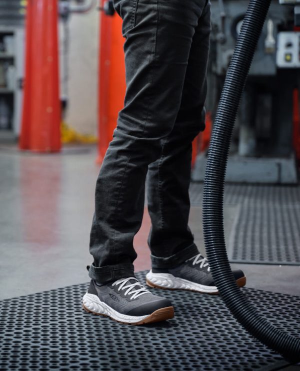 Men's Arvada Shift Work Sneaker (Carbon Toe)  |  Steel Grey/Gum