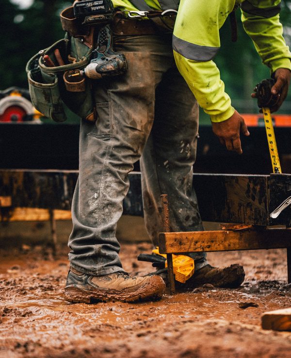 Men's Targhee IV Waterproof Work Boot (Carbon Toe)  |  Dark Earth/Black